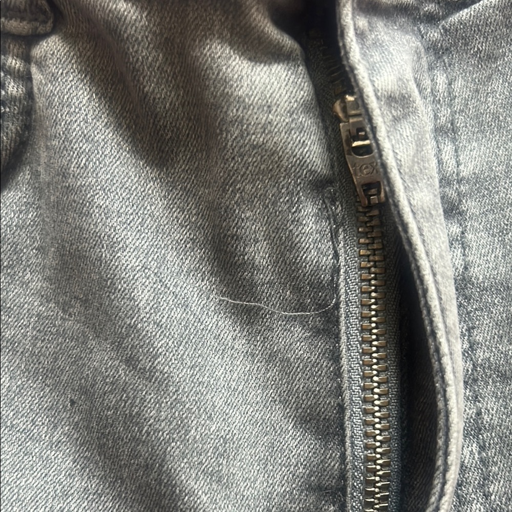 Zara Gray High Waisted Skinny Jeans — US 4 - Picture 7 of 8